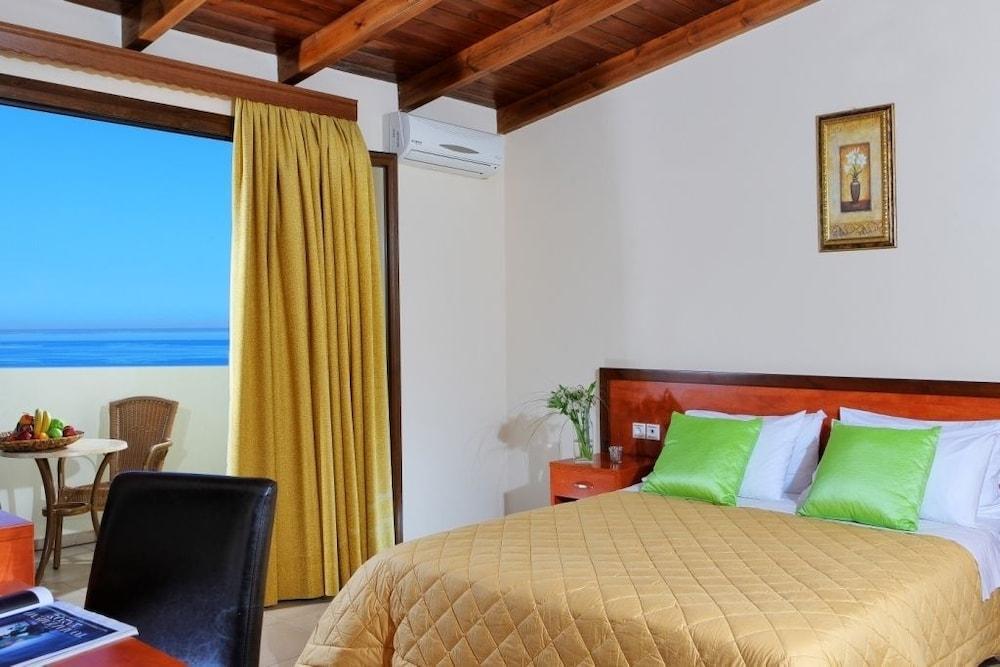 St Constantin Hotel Gouves Exterior foto